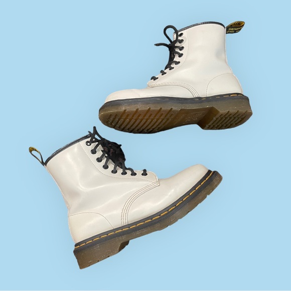 Dr. Marten’s 1460 Patent Leather Lace Up Boots - Picture 8 of 12